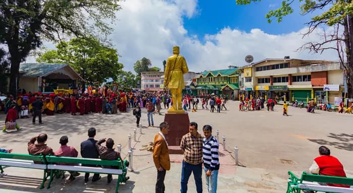 দুর্যোগ কাটিয়ে চেনা ছন্দে পাহাড়ের রানি দার্জিলিং, আশায় ব্যবসায়ীরা