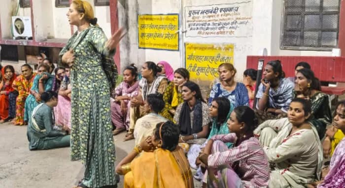 ধর্ষণে অভিযুক্তের গ্রেফতারির দাবি, আত্মহত্যার চেষ্টা ২৪ রূপান্তরকামীর ইন্দোর