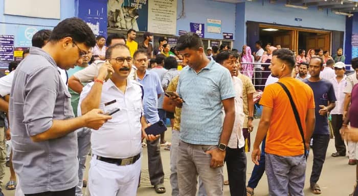 শ্রীরামপুরের হাসপাতাল থেকে কেপমারি করে সদ্যোজাতকে নিয়ে চম্পট,পরে উদ্ধার