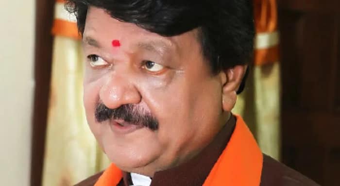 শ্লীলতাহানি কাণ্ড: নিগৃহীতা ক্রিকেটারদেরই দোষারোপ কৈলাস বিজয়বর্গীয়র,তীব্র বিতর্ক