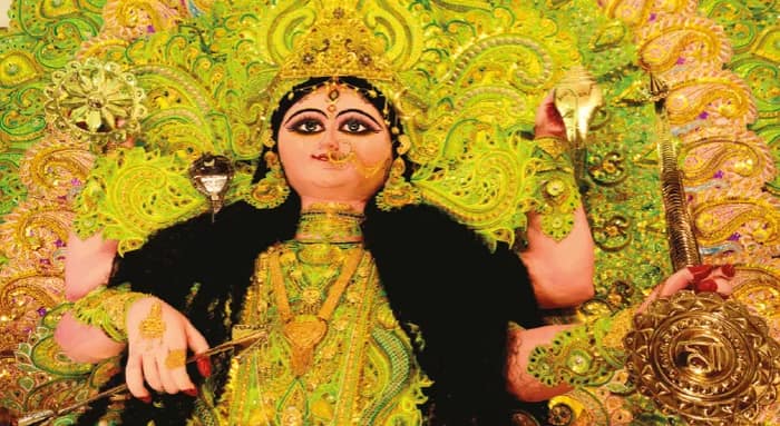 সাবেক রূপের প্রতিমা, নজরে হাওড়ার দুই জগদ্ধাত্রী পুজো