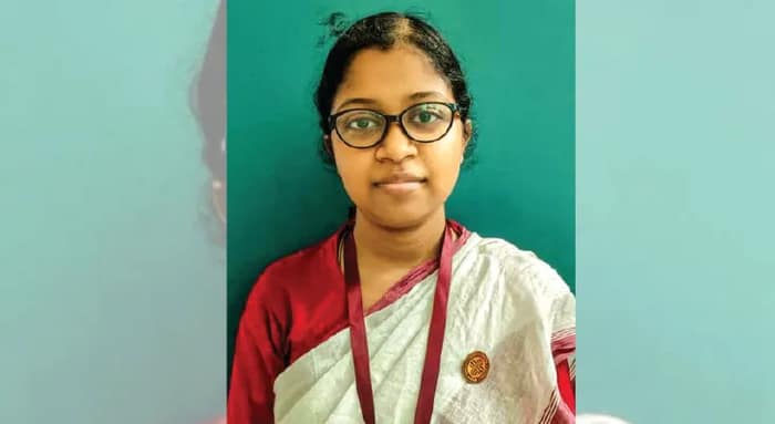 মারণ ক্যান্সারকে হারিয়ে নবম স্থানে নিমতার অদ্রিজা গণের বিস্ময়কর লড়াই