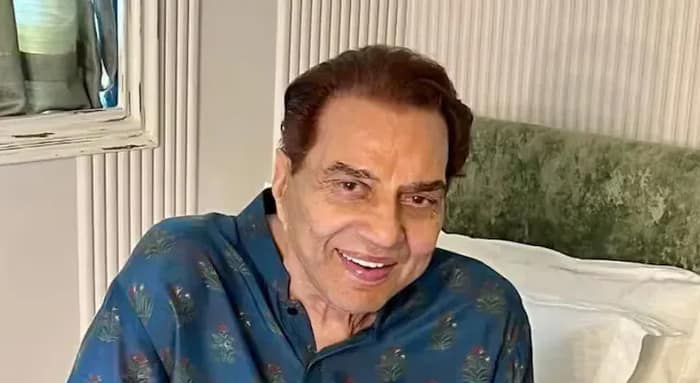 আপাতত স্থিতিশীল ধর্মেন্দ্র, হাসপাতাল থেকে ছাড়া পেলেন, বাড়িতেই চলবে অভিনেতার চিকিৎসা