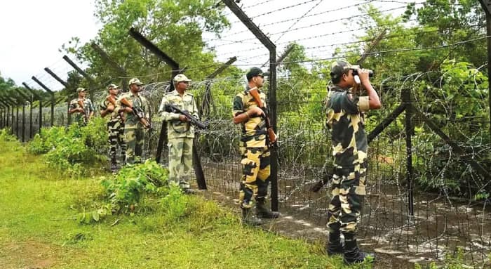 ত্রিপুরায় সীমান্তের কাছে উন্নয়ন কাজে বাধা দিল বিজিবি