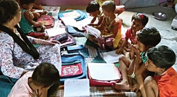 নেই কোনও স্থায়ী ভবন, বছরের পর বছর  ঝুঁকি নিয়েই চলছে সিংহভাগ আইসিডিএস