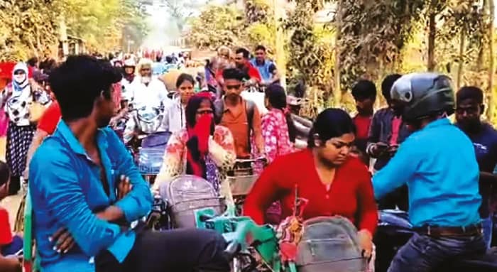 ভাঙড়ে বেহাল রাস্তা, অবরোধ