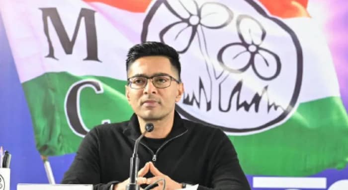 বারুইপুরে অভিষেক কী বার্তা দেন, তাকিয়ে তৃণমূলের কর্মী-সমর্থকরা