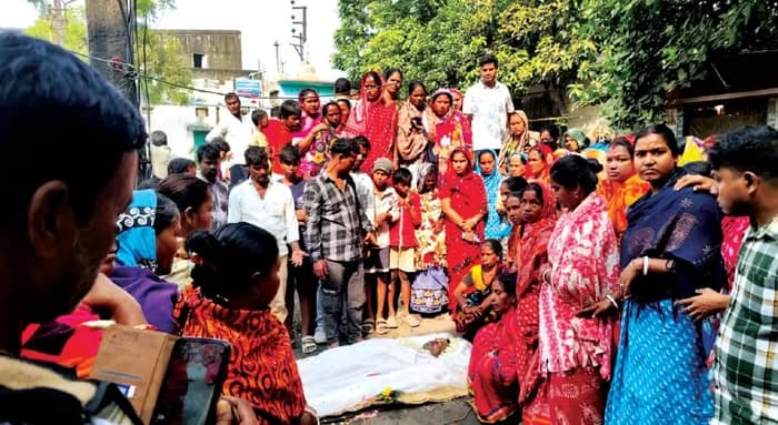 বাংলাদেশের জেলে পিটিয়ে হত্যা,  অভিযোগ মৎস্যজীবীর পরিবারের, কাকদ্বীপে এল দেহ
