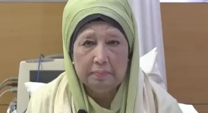 খালেদা জিয়া অতি সংকটজনক, শুভাকাঙ্খীদের ধন্যবাদ জ্ঞাপন পুত্র তারেকের