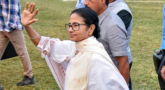 নির্বাচন কমিশন এখন ক্রীতদাস: মুখ্যমন্ত্রী মমতা বন্দ্যোপাধ্যায়