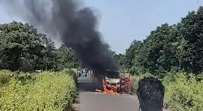 আলিপুরদুয়ারে চলন্ত পুলকারে আগুন