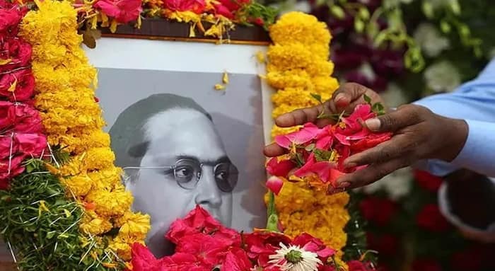ড. বি আর আম্বেদকরের প্রয়াণ বার্ষিকীতে শ্রদ্ধার্ঘ্য মুখ্যমন্ত্রীর