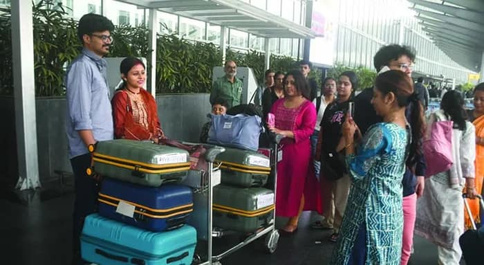 ইন্ডিগো বিভ্রাটে কলকাতা বিমানবন্দরেও ভোগান্তির শিকার যাত্রীরা