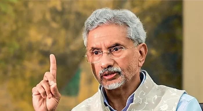ভারতে থাকা নিয়ে সিদ্ধান্ত নিতে হবে শেখ হাসিনাকে: জয়শংকর