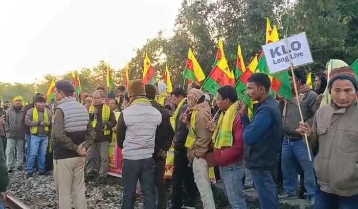 উত্তরবঙ্গে রেল অবরোধের ডাক দিলেও আপাতত কর্মসূচি প্রত্যাহার কামতাপুর স্টেট ডিমান্ড কাউন্সিলের