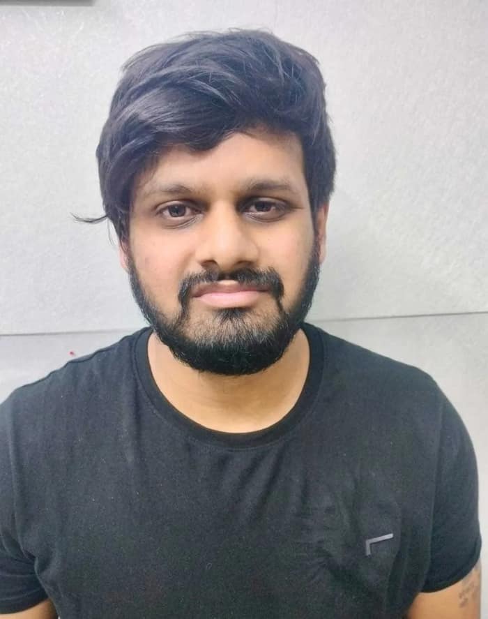 লেনদেনের ভুয়ো মেসেজ দেখিয়ে  প্রায় ৮০ হাজার টাকার রুপোর কয়েন হাতানোর অভিযোগে গ্রেফতার এক