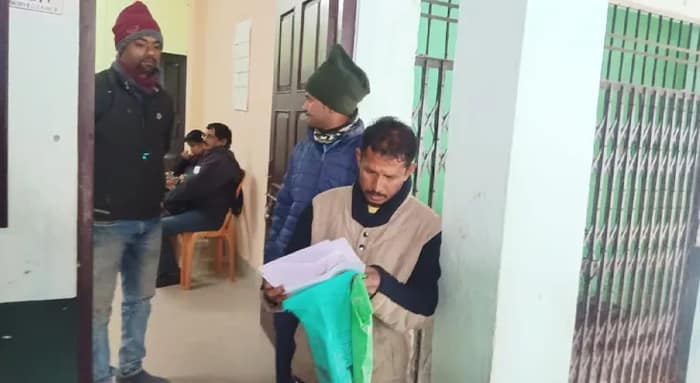 এসআইআরের শুনানিতে প্রাক্তন প্রিসাইডিং অফিসার, দিশেহারা জলপাইগুড়ির মাধবও