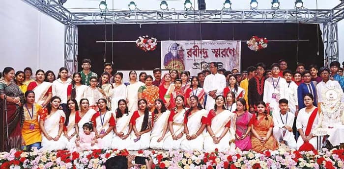 রবীন্দ্র জয়ন্তীতে জাঁকজমক করে সূচনা  হল প্রতিধ্বনি সাংস্কৃতিক শিক্ষাকেন্দ্রের