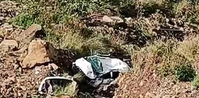 হিমাচলের গভীর খাদে পড়ল গাড়ি, মৃত ৬