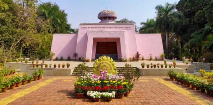 উচ্চ মাধ্যমিকেও সেরা পুরুলিয়া রামকৃষ্ণ মিশন, মেধা তালিকায় স্থান ১৭ জন পড়ুয়ার
