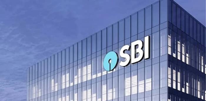 এসবিআই ধর্মঘটের সিদ্ধান্ত এখনও ধোঁয়াশায়, কবে কবে বন্ধ থাকবে ব্যাংক?