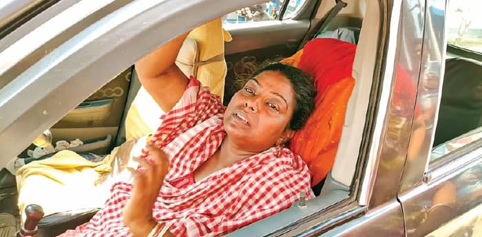 বিজেপি নেত্রীকে মারধর, বাগদায় ধৃত তৃণমূল নেত্রী