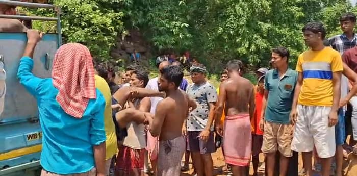 কাঁসাই নদীতে স্নান করতে নেমে তলিয়ে গেল খড়্গপুরের তিন কিশোর