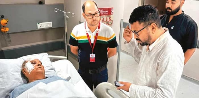 ‘গুরু’কে দেখতে হাসপাতালে শংকর, অশোকের সঙ্গে ফোনে কথা মুখ্যমন্ত্রীর, শুভেন্দু অধিকারীকে পালটা শুভেচ্ছা বর্ষীয়ান বামনেতার