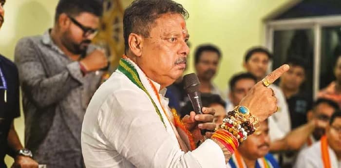 ‘ভয় দেখিয়ে ব্যবসা চালানোর দিন শেষ’  হাবড়ায় সিন্ডিকেট রাজ নিয়ে কড়া বার্তা দেবদাসের