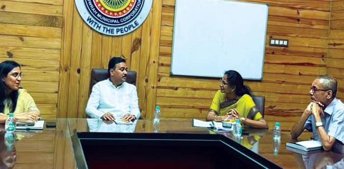 বর্ষার আগেই শহরের জঞ্জাল, নিকাশির  সমাধানে বিশেষ বৈঠক হাওড়া পুরসভায়