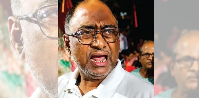 বাড়ির সামনেই ঘেরাও উত্তর হাওড়ার  প্রাক্তন বিধায়ক, বিক্ষোভের মুখে কান্না