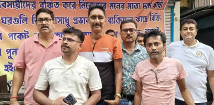 ময়নাগুড়ি পুরাতন বাজারের ১৩টি স্টল পুনরায় বণ্টনের দাবি ব্যবসায়ী সমিতির