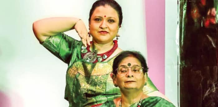 পরিবেশনায় লাবণ্য