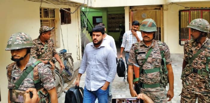 পুরসভায় নিয়োগ দুর্নীতি মামলা, মদনের একাধিক ফ্ল্যাটে ইডির হানা, বিছানার নীচ থেকে উদ্ধার নগদ টাকা