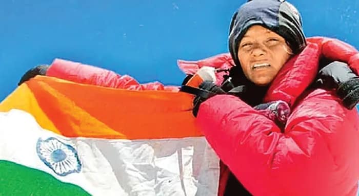 এভারেস্ট চূড়ায় মেয়েরা: এক পায়ে পর্বত জয়ী  অরুণিমা সিনহা