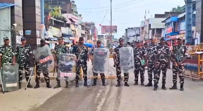 ফের অশান্ত নেপাল, সীমান্ত সিল ভারতের