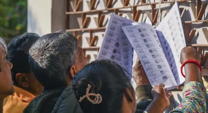 পূর্ব মেদিনীপুরে লজিক্যাল ডিসক্রিপেন্সির দুই লক্ষ ৭৬ হাজার নোটিস বিলি বাকি