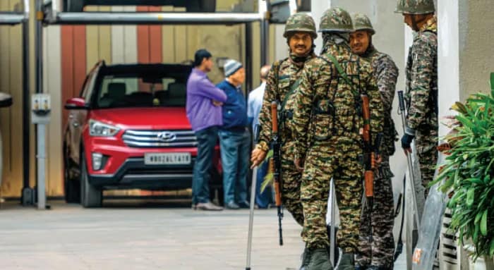 ‘বিশেষ’ কোন নথির সন্ধানে হানা ইডির? মেসেজ ফাঁস! রাতেই প্ল্যানিং সিজিও কমপ্লেক্সে