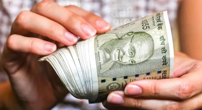 মহিলাদের ২০০০ টাকা, তামিলনাড়ুতে দেদার ভোট-প্রতিশ্রুতি এআইএডিএমকের