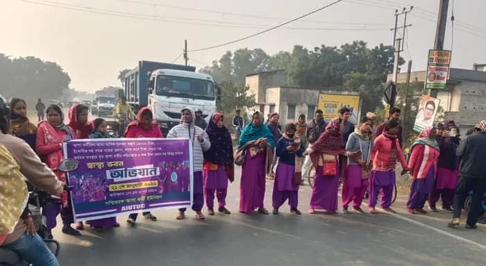 আশাকর্মীদের স্বাস্থ্যভবন অভিযান ঘিরে ধুন্ধুমার, প্ররোচনায় পা না দেবার আবেদন চন্দ্রিমার