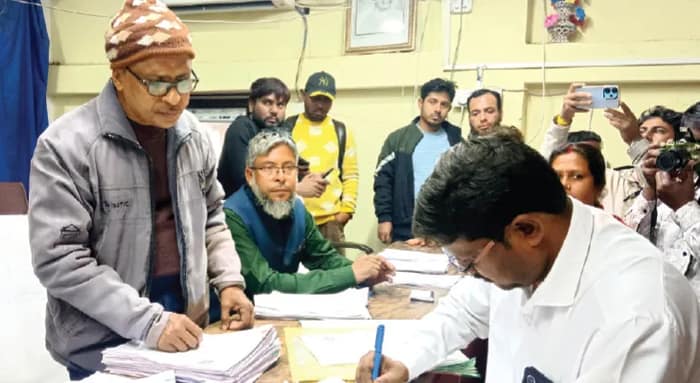 নোটিস পেয়ে শুনানি কেন্দ্রে হাজির হলেন ঘাটালের বিজেপি বিধায়ক