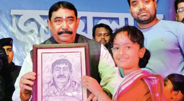 মমতা না থাকলে রাজ্যে নামবে অন্ধকার: অনুব্রত