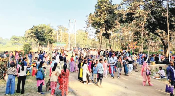 পয়লা জানুয়ারি ভিড়ের নিরিখে এবার কোচবিহার রসিকবিল রাজ্যে দ্বিতীয়