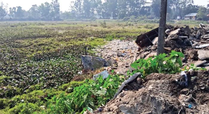প্রশাসনের উদ্যোগ নেই, রাজগঞ্জের ফাটাপুকুর দিঘি হারাচ্ছে ঐতিহ্য
