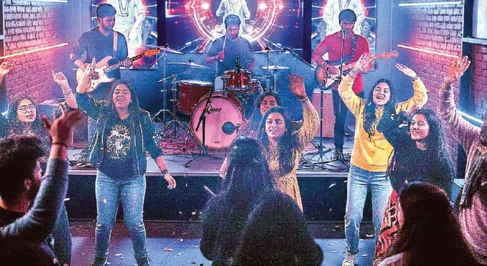 ‘ভজন ক্লাবিং’: ভারতের নতুন নাইটলাইফ