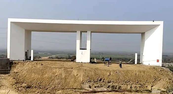 শুধু দাঁড়িয়ে গেট, দ্বারভাঙা এইমস তৈরির কাজ থমকেই