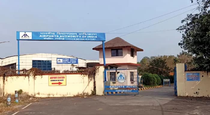 বন্ধ হচ্ছে না পরিষেবা,  আপাতত সপ্তাহে একদিন, মার্চ থেকে রোজ চলবে বিমান