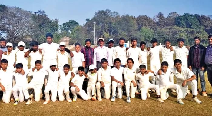 শেষ ম্যাচে হেরেও সাব জুনিয়র ক্রিকেট লিগে চ্যাম্পিয়ন জামতলা নবারুণ সংঘ