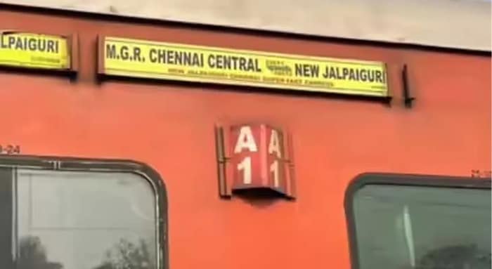 অল্পের জন্য রক্ষা! ওড়িশায় লাইনচ্যুত জলপাইগুড়িগামী ট্রেনের তিনটি কোচ
