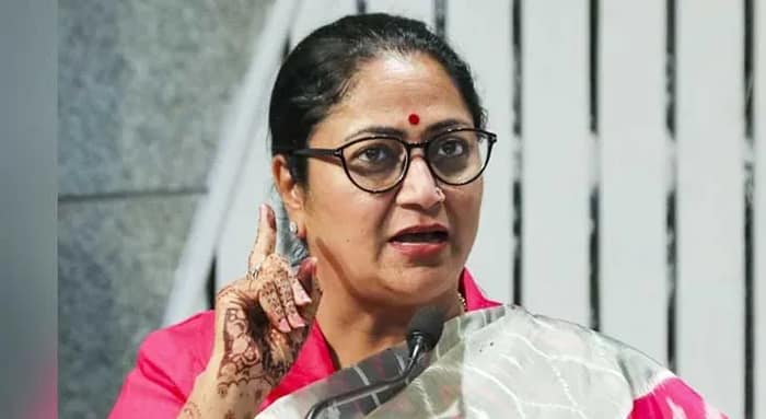 দিল্লি খুব তাড়াতাড়ি ইভি বাসের রাজ্য হবে ,জানালেন দিল্লির মুখ্যমন্ত্রী রেখা গুপ্তা